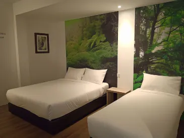 H Boutique Hotel Xplorer Loke Yew