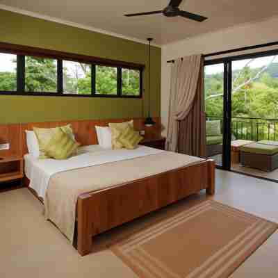 Le Repaire - Boutique Hotel & Restaurant Rooms