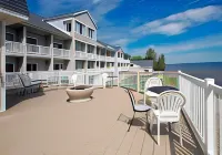 Lakeside Resort & Conference Center Hotels in Houghton Lake