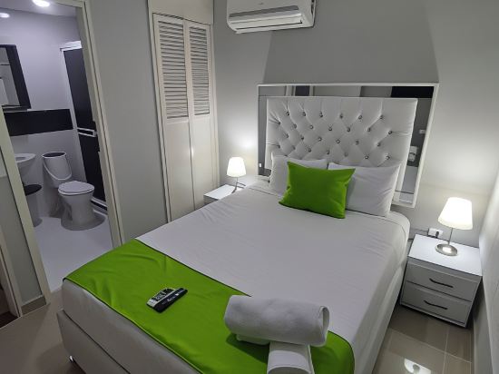 "room in Lodge - Bm-13 Room Near the Sea with Air Conditioning and Wifi"