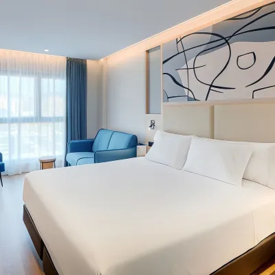 Sercotel Rosaleda Málaga Hotels near Fuente de Genova