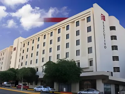 Wyndham Executivo Culiacan Hotels near COMPUSLAN