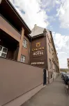 Apart Hotel Golden Apartments Hotels near Steel Arena