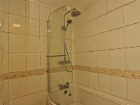 Gail's Guest House - 3-Star