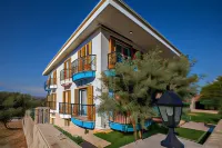 Clementin Suits Sigacık - con vista mare