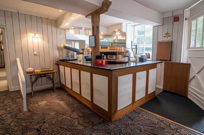 レストラン ベスト ウェスタン ノルマントン パーク ホテルの写真