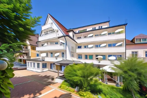 Kurhotel Roswitha - 3-Star