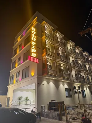 Gold Pine Hotel Lahore Hotel in zona University College Lahore