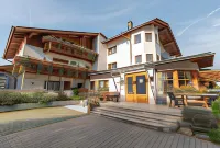 Arnika Garni Hotels in Eschenlohe