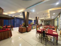 Grand Mansion Hotel Blitar Hotels in Sukorejo