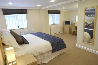 Springfields Hotels in Horsham