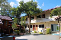 Ratchaphruek Resort Hotel a Lopburi