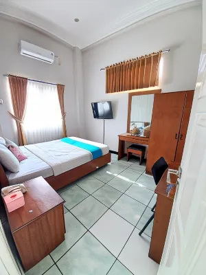 Hotel Gajah Mada Hotel dekat Joglo Cilik Tawangsari, Paju. "Sanggar Sarotama 2"