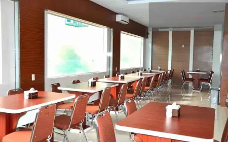 Hip Hope Hotel Отели в г. Банда Асех