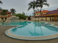 Seri Indah Resort - Beach