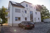 Gästehaus Und Fewo Lamm Garni Hotels in Schelklingen