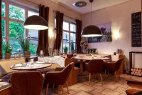 Hotel an der Burg Hotels in Heuchelheim