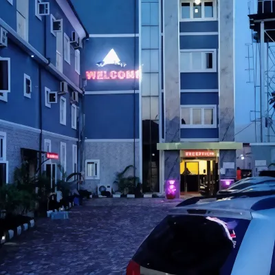 Larema International Hotels & Suites - Parkering