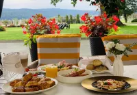 Zamek Dubiecko Hotels in Przemyski