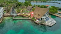 Isla Matamba Hotels near Mirador Plancton Luminescence