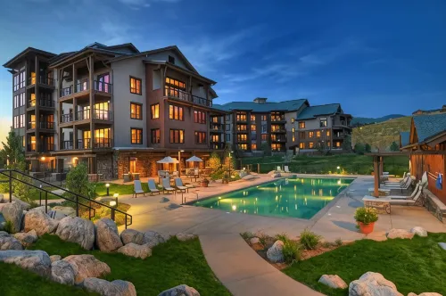 Trailhead Lodge
