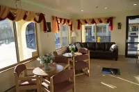 Timberland Inn & Suites Hotels in Kelso