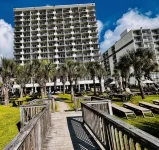 بورد ووك بيتش ريزورت