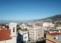 Al Campanile - Mountain view
