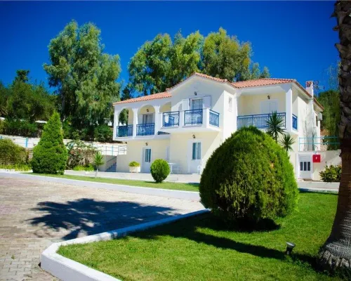 Liberatos Village Hoteles en Argostoli