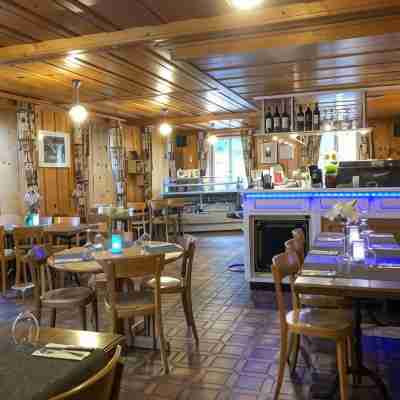 Auberge de l'Ange Dining/Meeting Rooms