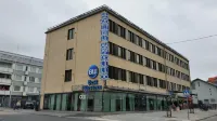 Best Western Hotel Apollo Hotels near Oulun Sarjakuvakeskus