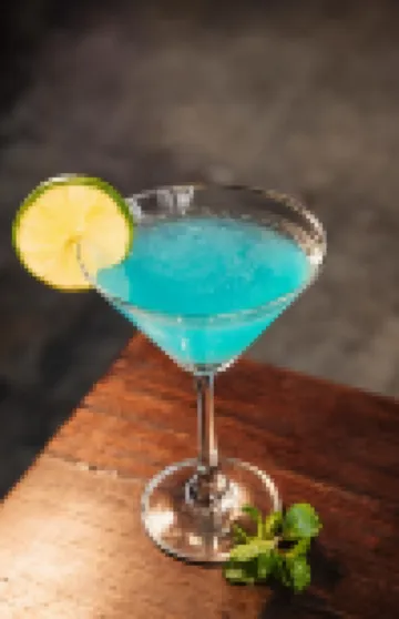 9 Hostel and Bar