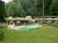 Quality Inn & Suites Santa Cruz Mountains Hotels in Felton
