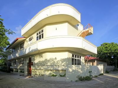 Hanifaru Transit Inn