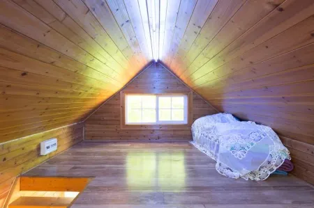 Anseong Songjiwon Pension Отели рядом с достопримечательностью «럭셔리 안성 M 글램핑카라반»