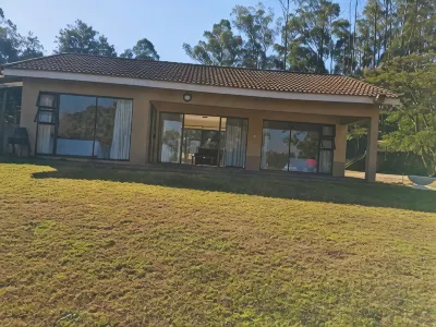 Platinum Villa Guest House Hotels in Nhlangano