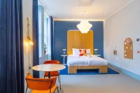 VIE Via - Your Hotel Hotels in Dokkum