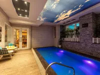 Moustache Mussoorie - Pools
