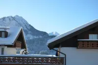Hotel Cafe Fuggerhof - Mountain view