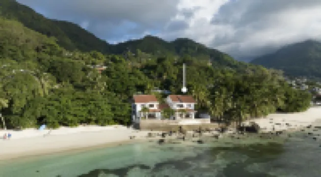 海灘觀景別墅 - Beauvallon別墅