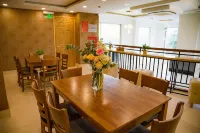 Huynh Duc 2 Hotel - Breakfast
