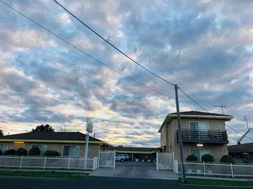 Angel's Rest Motel Hotels in Moree