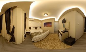 Hotel Grand Heykel