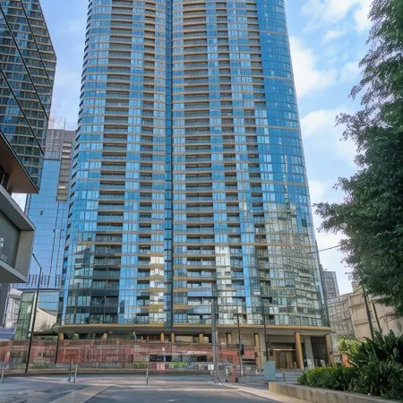 Pars Apartments - Melbourne Quarter- Unique View of City and Yarra