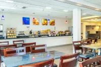 Comfort Inn & Suites Hotels in Yorkton