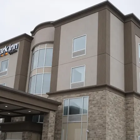 Park Inn by Radisson Brampton, on