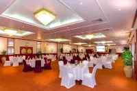 Golden Tulip Nizwa Hotels in Hayy At-Turath