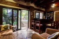 Doringpoort Lodge Hotels in Marloth Park