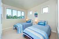 Black Bach Hotels near Bay Of Islands