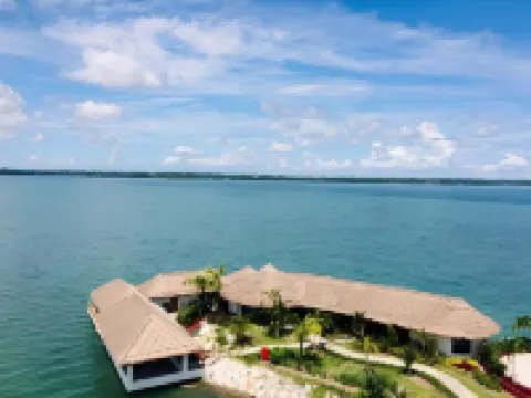 ドゥロス フォス ザ シップ ホテル ビンタンのホテル